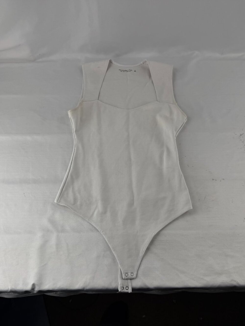 Abercrombie & Fitch Soft A&F Collection V-Neck Bodysuit Taupe Brown Small